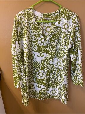 Women's Green Floral V-Neck Tunic Top